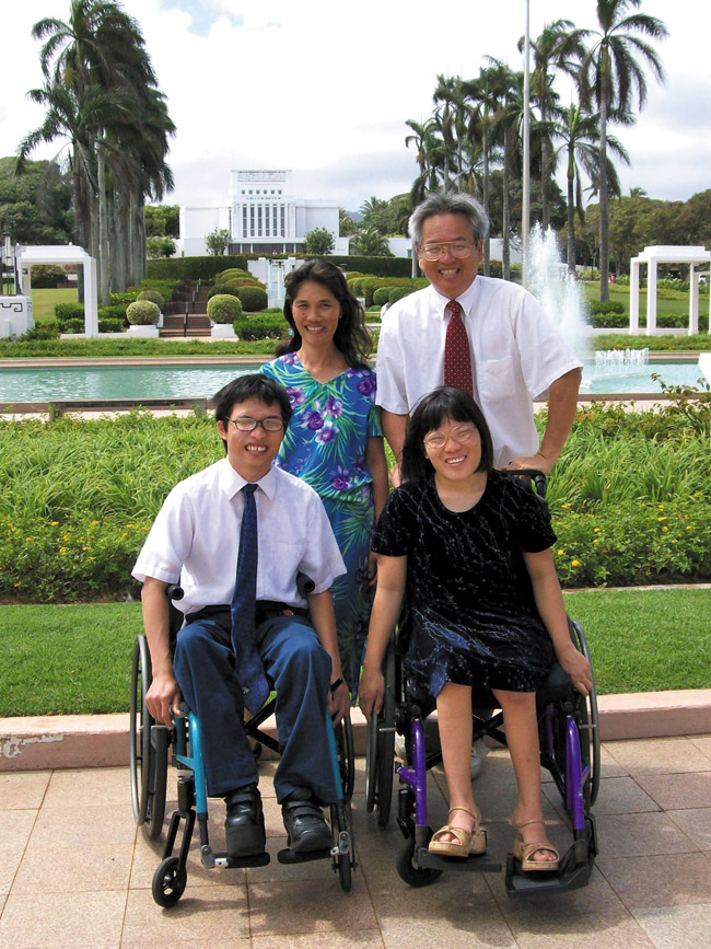 2006 Family of the Year recipients Joann and Norrin Lau with children Isaac and Tammy | Photo courtesy Norrin Lau