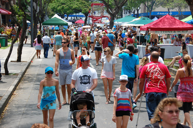 The 2014 I Love Kailua Town Party on Kailua Road will have a plethora of activities, food and entertainment for the crowd, just as it did last year. Photo from Mele Pochereva. 