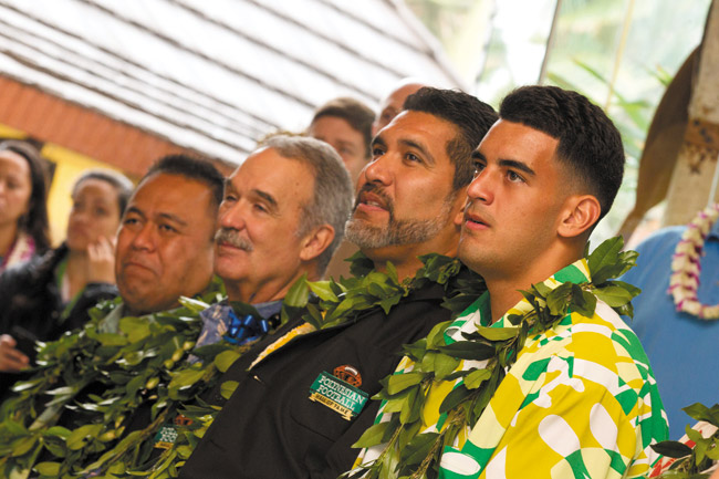 Past, present and future were represented at the opening of the Polynesian Football Hall of Fame. Pictured (from left) are Jesse Sapolu, Russ Francis, Luther Elliss and Marcus Mariota CINDY ELLEN RUSSELL / STAR-ADVERTISER PHOTO 