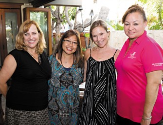 Social Wahines Hosts Decision Maker’s Dinner