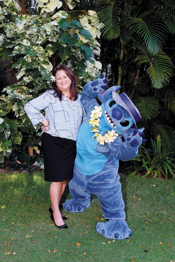 Aulani general manager Kimberly Agas, and Stitch