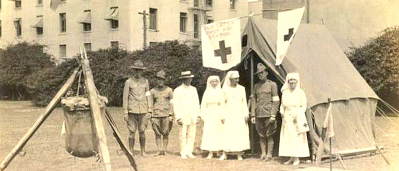 An American Red Cross of Hawaii fi rst-aid station in 1917  PHOTO FROM AMERICAN RED CROSS OF HAWAII 