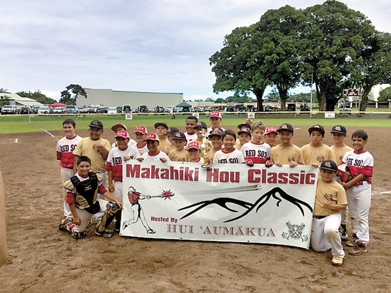 The two final teams in the Mustang Championship: Hui Aumakua from Hilo and Wai Kahala Red Sox
