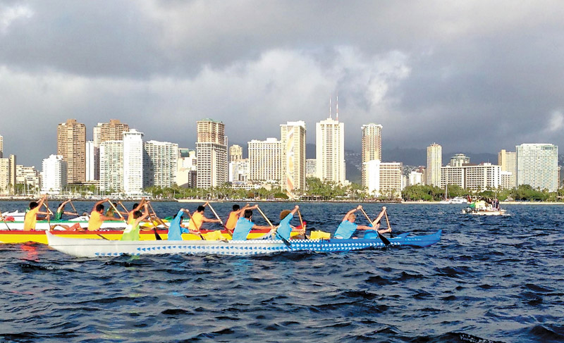 The Le Jardin Academy ILH paddling team at a recent ILH regatta 